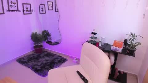 Snapshot of rossth11 chatting on 30, 1, 2025 Im Ross online show from 30, 1, 2025