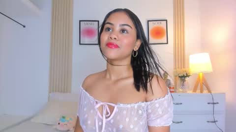 Snapshot of rossy_x chatting on 14, 10, 2025 rossy_x online show from 14, 10, 2025