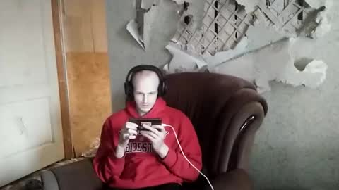 Snapshot of rostislav00 chatting on 10, 12, 2024 Ros online show from 10, 12, 2024