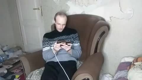 Snapshot of rostislav00 chatting on 17, 12, 2024 Ros online show from 17, 12, 2024