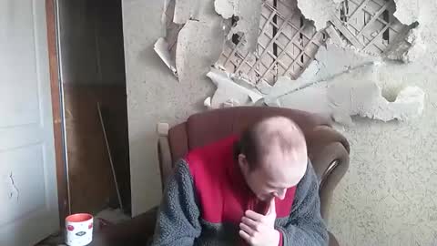 Snapshot of rostislav00 chatting on 23, 2, 2025 Ros online show from 23, 2, 2025