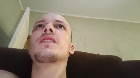 Snapshot of rostislav00 chatting on 24, 9, 2025 Ros online show from 24, 9, 2025