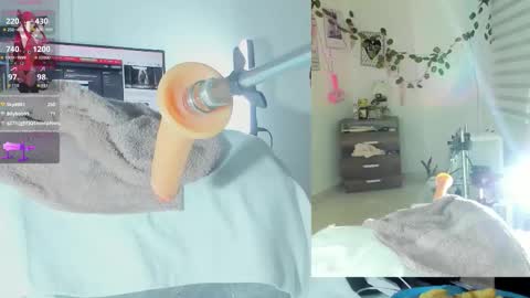 rosy_emely_ online show from 22, 12, 2025