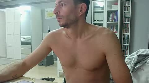 roubarixx online show from 13, 10, 2025