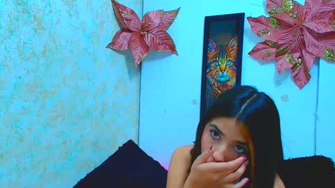 Snapshot of rousse_violet chatting on 29, 1, 2025 rousse_violet online show from 29, 1, 2025