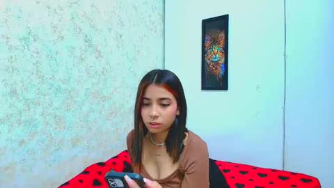 Snapshot of rousse_violet chatting on 8, 3, 2025 rousse_violet online show from 8, 3, 2025