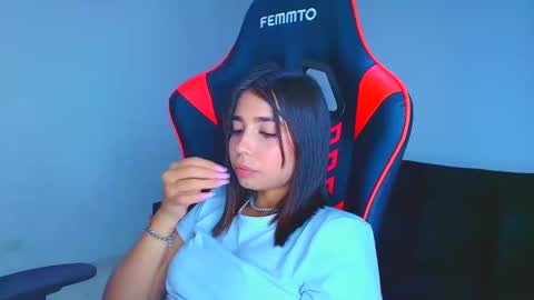 Snapshot of rousse_violet chatting on 13, 9, 2025 rousse_violet online show from 13, 9, 2025