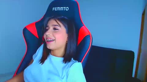 Snapshot of rousse_violet chatting on 26, 9, 2025 rousse_violet online show from 26, 9, 2025