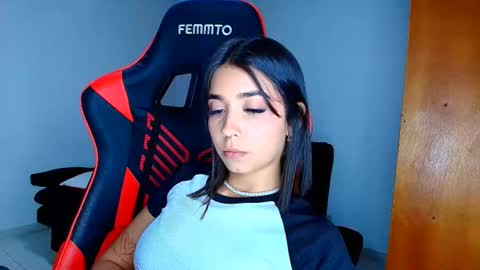 rousse_violet online show from 19, 2, 2026