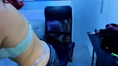 roussehills online show from 5, 1, 2026