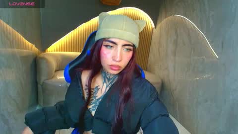 Snapshot of roux_r chatting on 4, 3, 2026 Roux online show from 4, 3, 2026