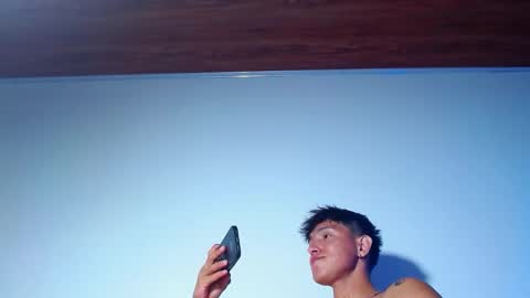 Snapshot of rowanboy23 chatting on 21, 3, 2026 rowanboy23 online show from 21, 3, 2026