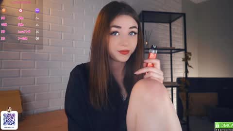 Snapshot of rowenahallman chatting on 13, 12, 2024 Michelle online show from 13, 12, 2024