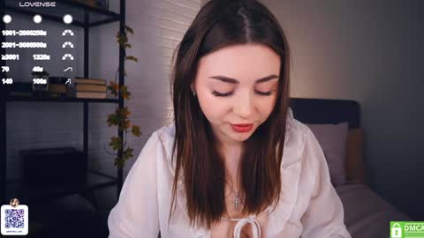 Snapshot of rowenahallman chatting on 21, 1, 2025 Michelle online show from 21, 1, 2025