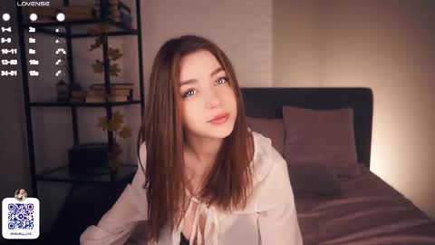 Snapshot of rowenahallman chatting on 12, 2, 2025 Michelle online show from 12, 2, 2025