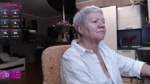 Snapshot of roxana_brooks chatting on 16, 11, 2025 Roxana online show from 16, 11, 2025