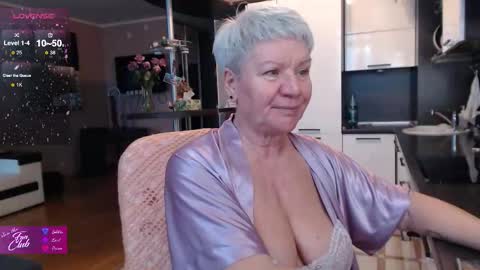 Snapshot of roxana_brooks chatting on 20, 11, 2025 Roxana online show from 20, 11, 2025