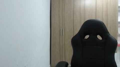 Snapshot of roxanalove7 chatting on 9, 4, 2026 Roxana online show from 9, 4, 2026