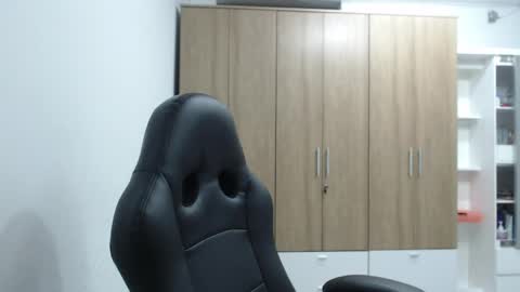 Snapshot of roxanalove7 chatting on 8, 5, 2026 Roxana online show from 8, 5, 2026