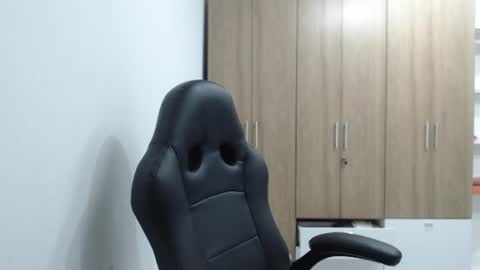 Snapshot of roxanalove7 chatting on 22, 6, 2026 Roxana online show from 22, 6, 2026