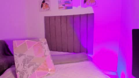 Roxane online show from 3, 2, 2026