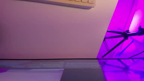 Roxane online show from 5, 3, 2026