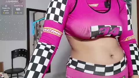 Roxane  online show from 28, 7, 2026