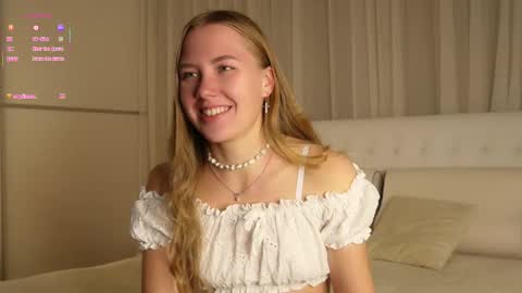 Anna Lokiss online show from 16, 10, 2025
