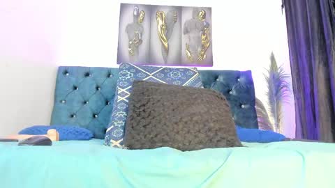 Roxanna online show from 30, 4, 2026