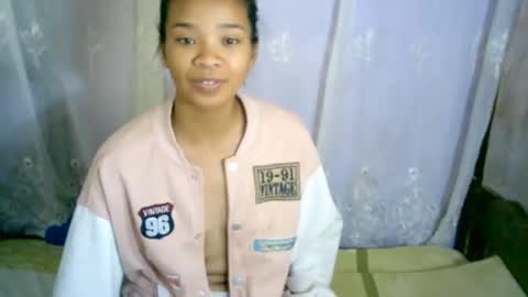 roxanne_98 online show from 22, 1, 2025