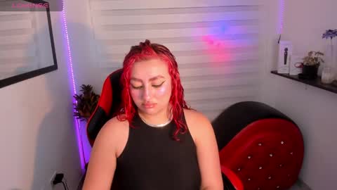 Snapshot of roxanne_morelli chatting on 31, 3, 2026 roxanne online show from 31, 3, 2026