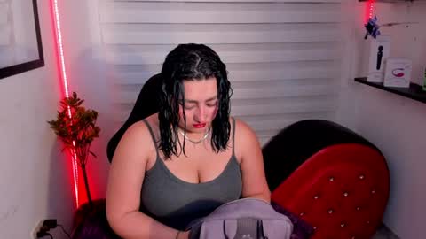roxanne online show from 28, 6, 2026