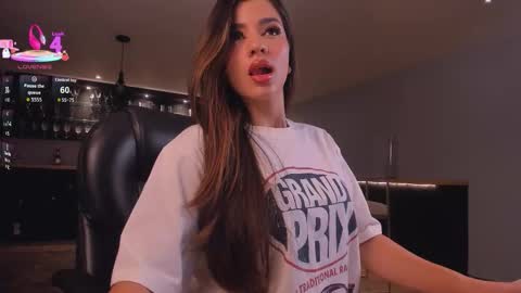 Snapshot of roxannehill_ chatting on 13, 9, 2025 Roxanne Hill online show from 13, 9, 2025