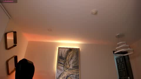 Snapshot of roxannehill_ chatting on 10, 1, 2026 Roxanne Hill online show from 10, 1, 2026