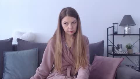 Snapshot of roxanneliss chatting on 24, 2, 2026 roxanneliss online show from 24, 2, 2026