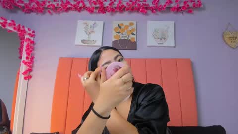 Juliana 3 online show from 21, 5, 2026