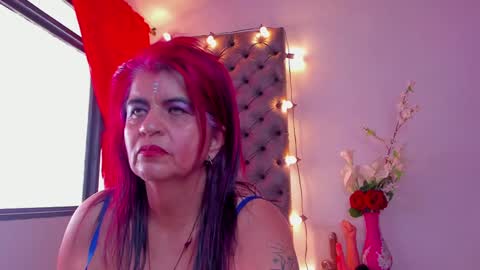 Snapshot of roxettemature chatting on 17, 1, 2025 RoxetteMature online show from 17, 1, 2025