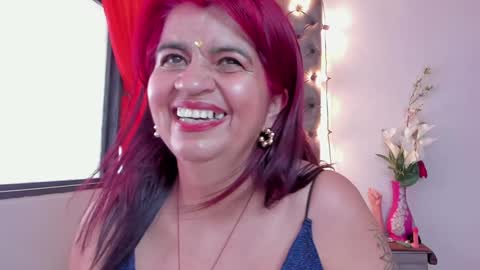 Snapshot of roxettemature chatting on 24, 1, 2025 RoxetteMature online show from 24, 1, 2025