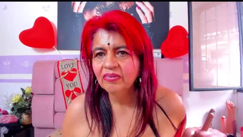 Snapshot of roxettemature chatting on 13, 2, 2025 RoxetteMature online show from 13, 2, 2025