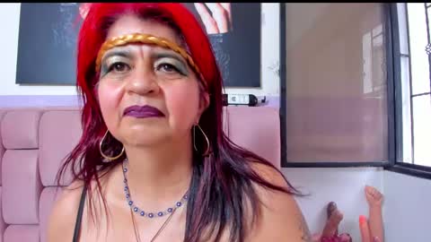 Snapshot of roxettemature chatting on 23, 2, 2025 RoxetteMature online show from 23, 2, 2025