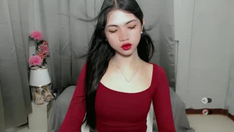 Snapshot of roxie_fuckdoll chatting on 6, 1, 2025 Roxie online show from 6, 1, 2025