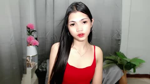 Snapshot of roxie_fuckdoll chatting on 3, 3, 2025 Roxie online show from 3, 3, 2025
