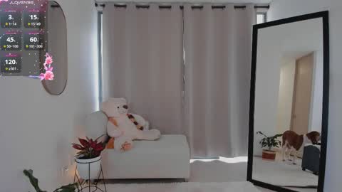  R O X I E  online show from 30, 9, 2025