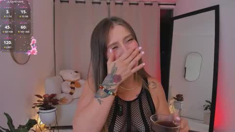  R O X I E  online show from 15, 11, 2025