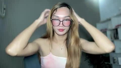 Roxie online show from 25, 4, 2026