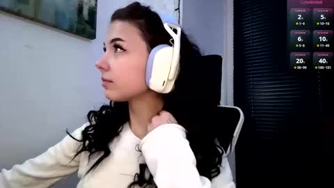 Snapshot of roxiepiurkowski chatting on 24, 3, 2026 Hana online show from 24, 3, 2026