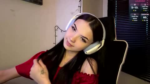 Snapshot of roxiepiurkowski chatting on 26, 3, 2026 Hana online show from 26, 3, 2026