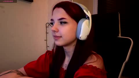 Snapshot of roxiepiurkowski chatting on 30, 3, 2026 Hana online show from 30, 3, 2026