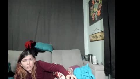 roxihazeleyes online show from 25, 10, 2025