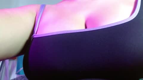 roxiie online show from 28, 11, 2025